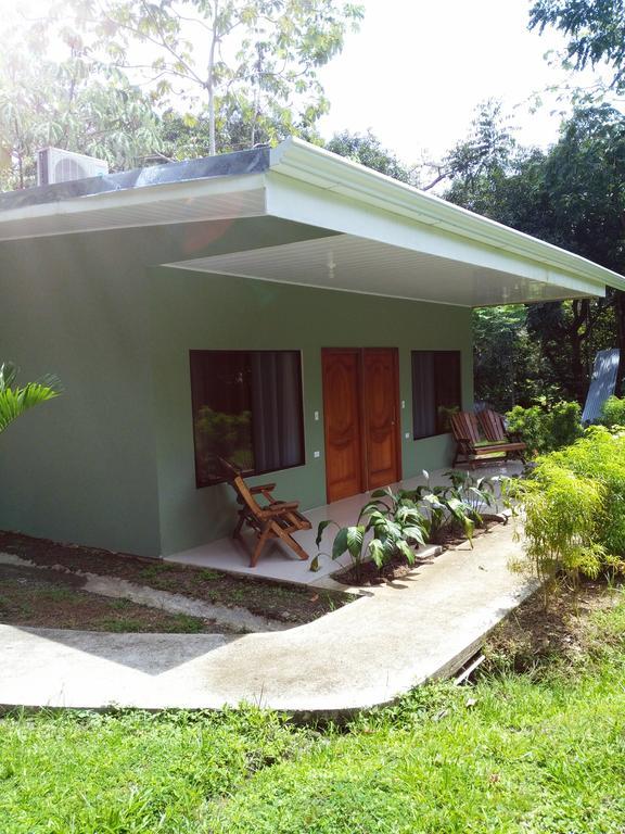 Manuel Antonio Hostel Resort エクステリア 写真